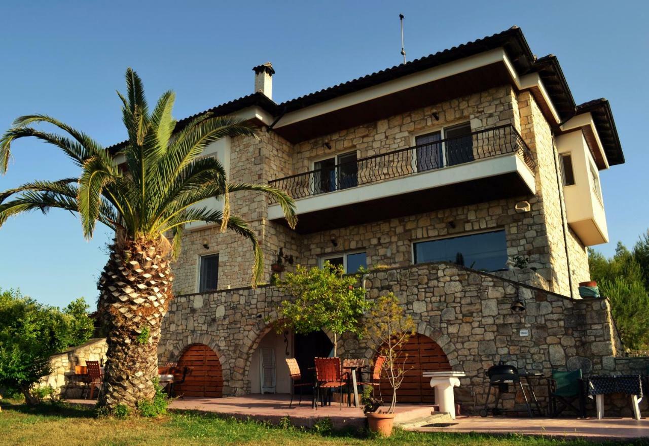 Seaside View Villa Hanioti Bagian luar foto
